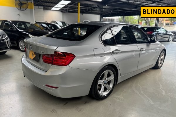 BMW 320i 2.0 GP 16V TURBO ACTIVE FLEX 4P AUTOMÁTICO 2013/2014